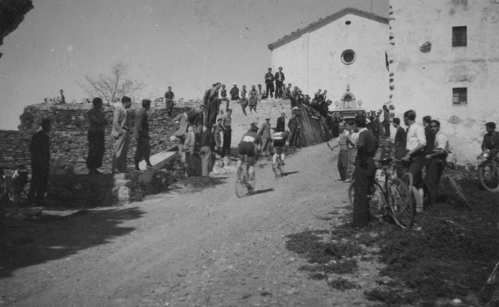 Desconegut, [II Cycling Rise to the Angels]