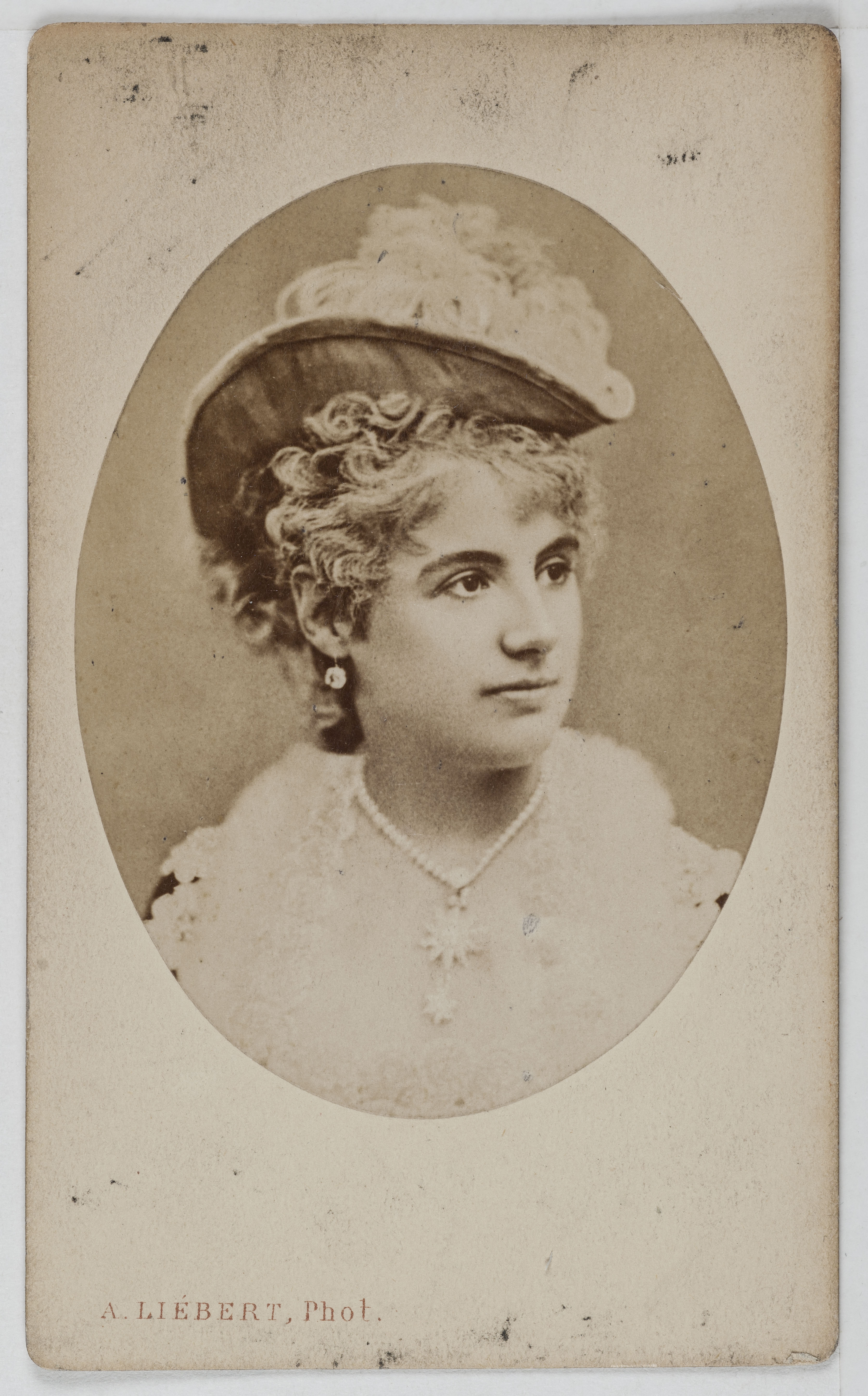 Alphonse Liébert, Portrait de Nelson, actrice au théâtre de la Porte Saint-Martin, au théâtre des Variétés et au théâtre Dejazet en 1861.