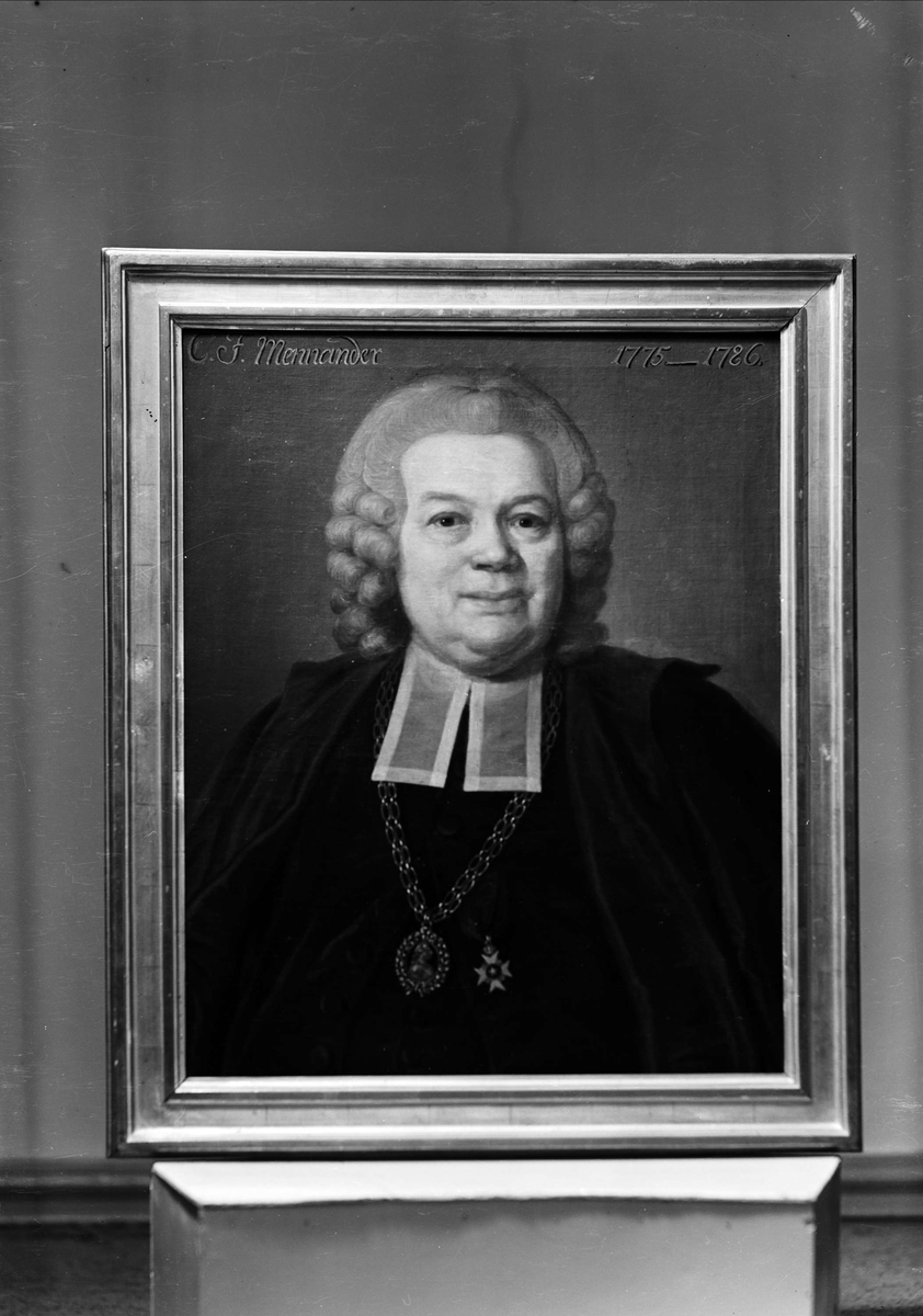 Gunnar Sundgren, Oljemålning - ärkebiskop Carl Fredrik Mennander
