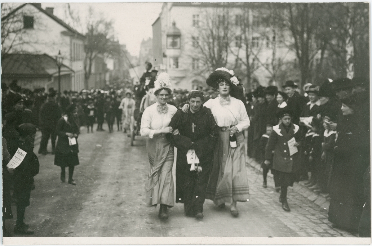 Okänd,, Studentspex, Carolinabacken, Uppsala första maj 1915