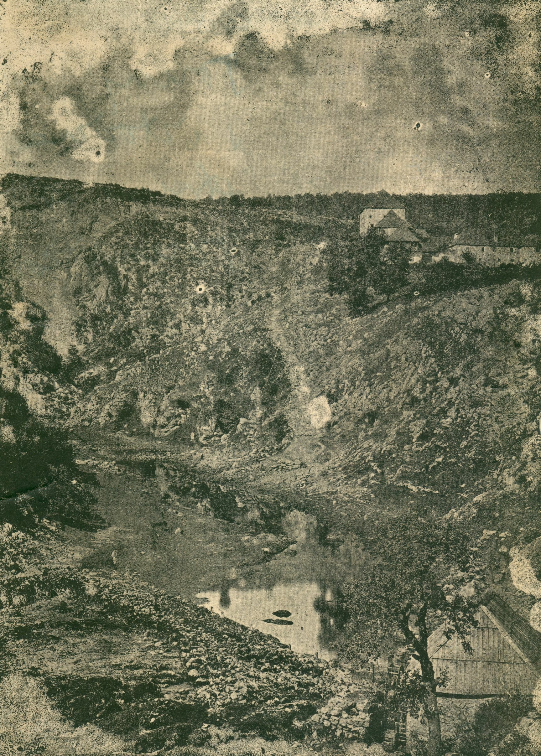 Emil Laszowski (?), Tounj - panoramski pogled s istočne strane na naselje s Tounjčicom