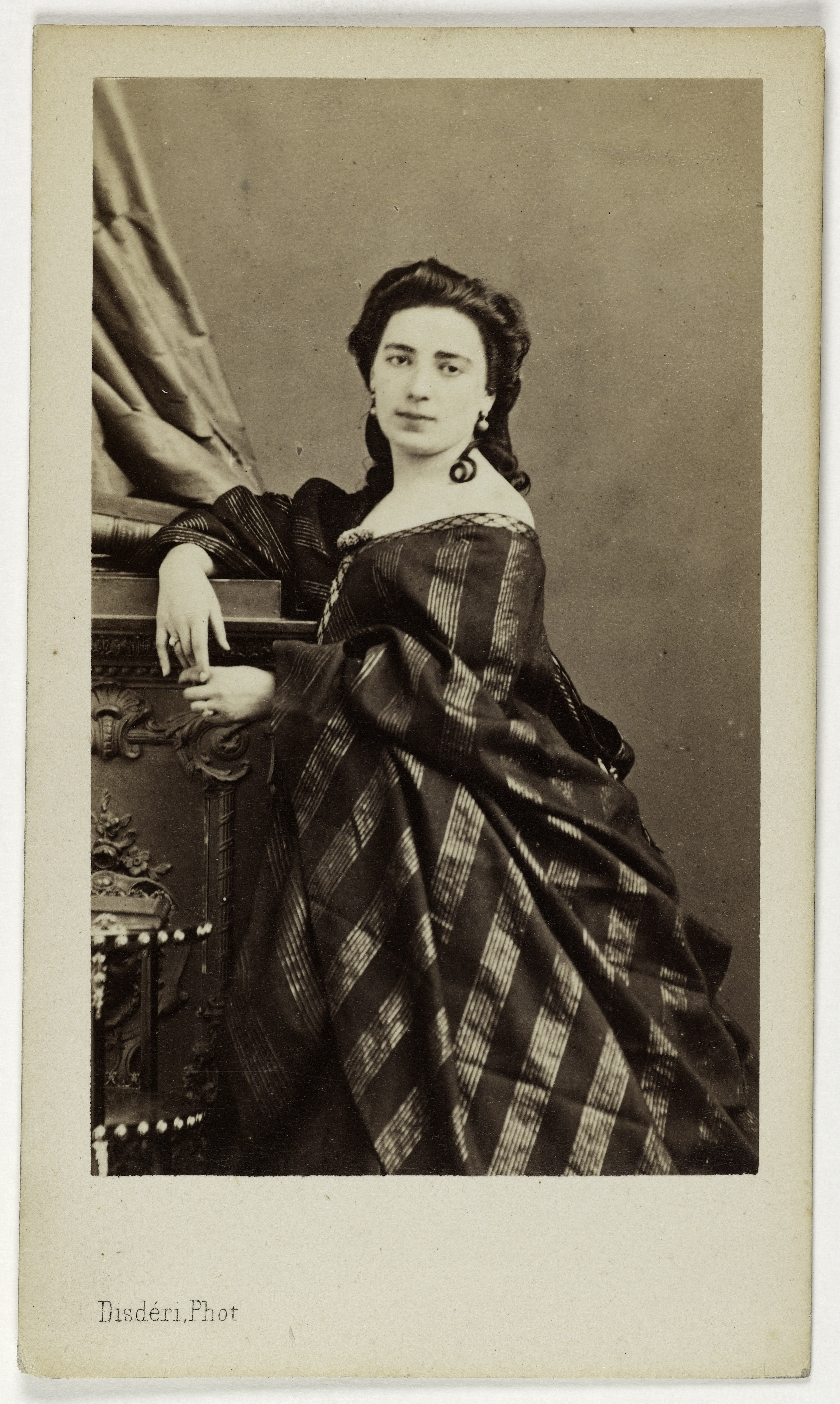 André-Adolphe-Eugène Disdéri, Portrait de Gomberthi ou Gompertz Fanny, (1839- ap. 1906), (actrice, danseuse ou chanteuse)