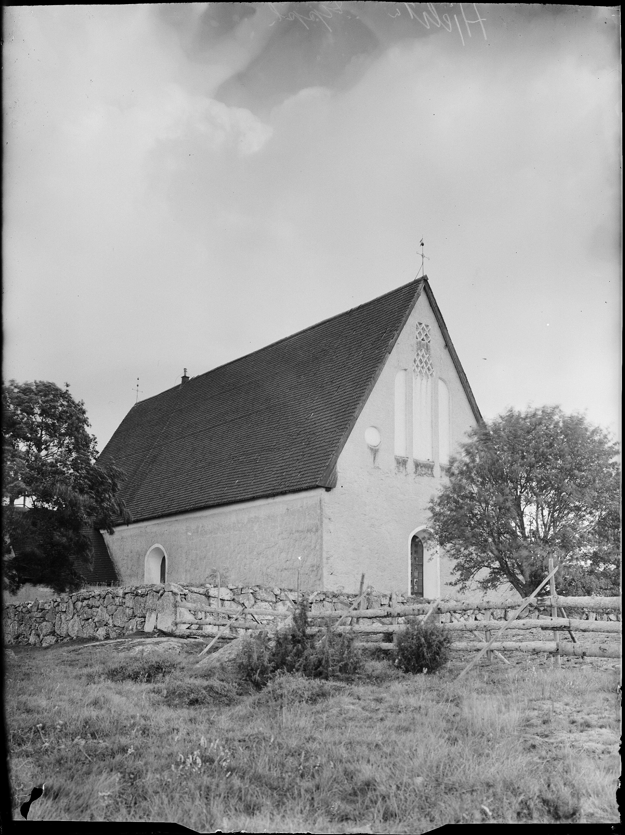 Henrik Cornell, Hjälsta kyrka