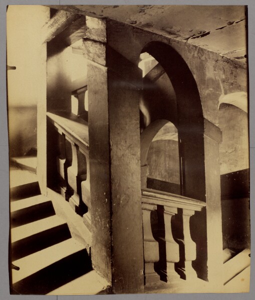 Eugène Atget, Escalier, 25 rue des Blancs-Manteaux