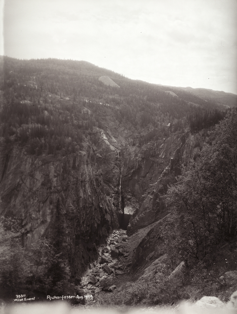 Anders Beer Wilse, Prot: Telemark - Rjukanfossen, tørlagt