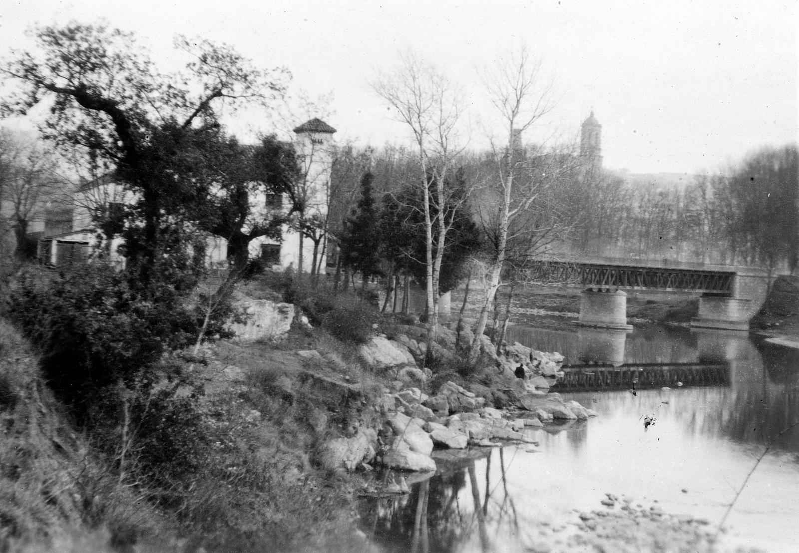 Desconegut, [Boat Bridge]