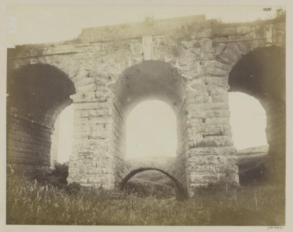 Parker, John Henry, Bridges - Ponte di Nono on the Road to Gabii, Central Arches, shewing the different Periods and Levels.