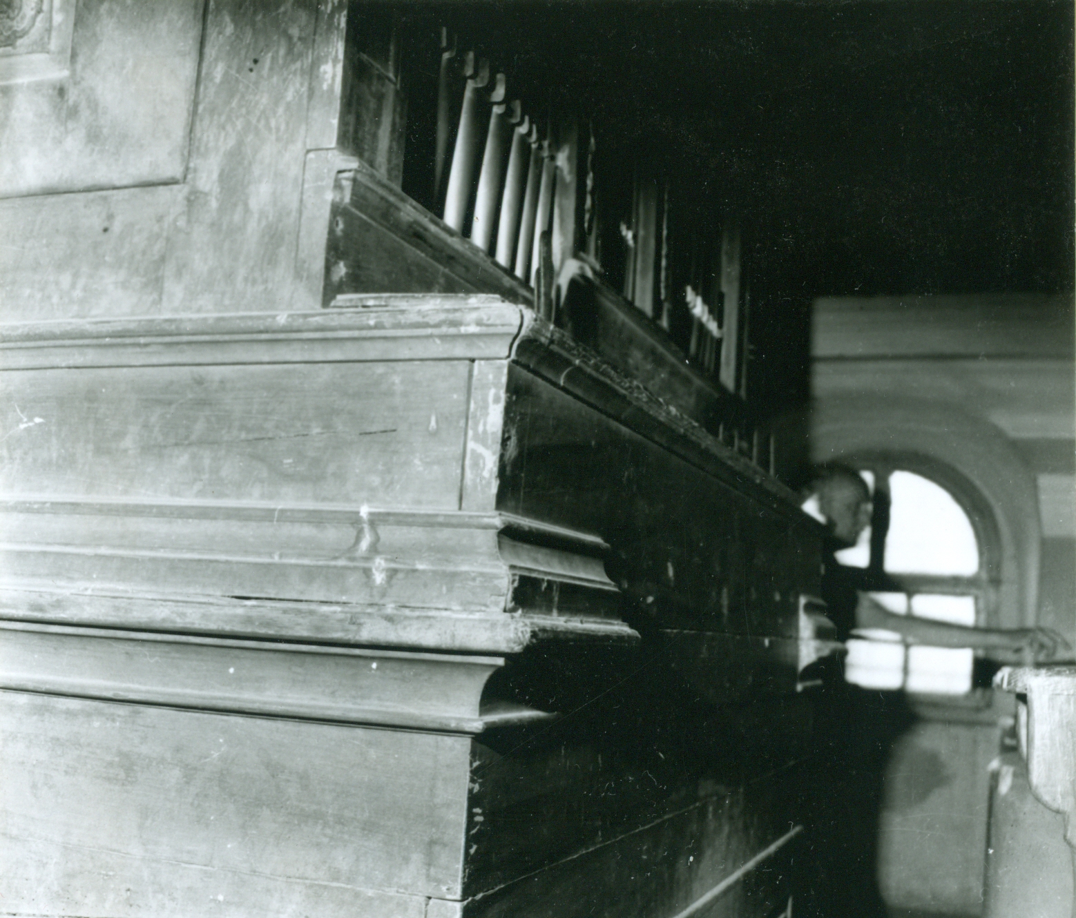 Nino Vranić, Žarovnica (Ivanec) - Kapela sv. Marije Sniježne - Detalj kućišta