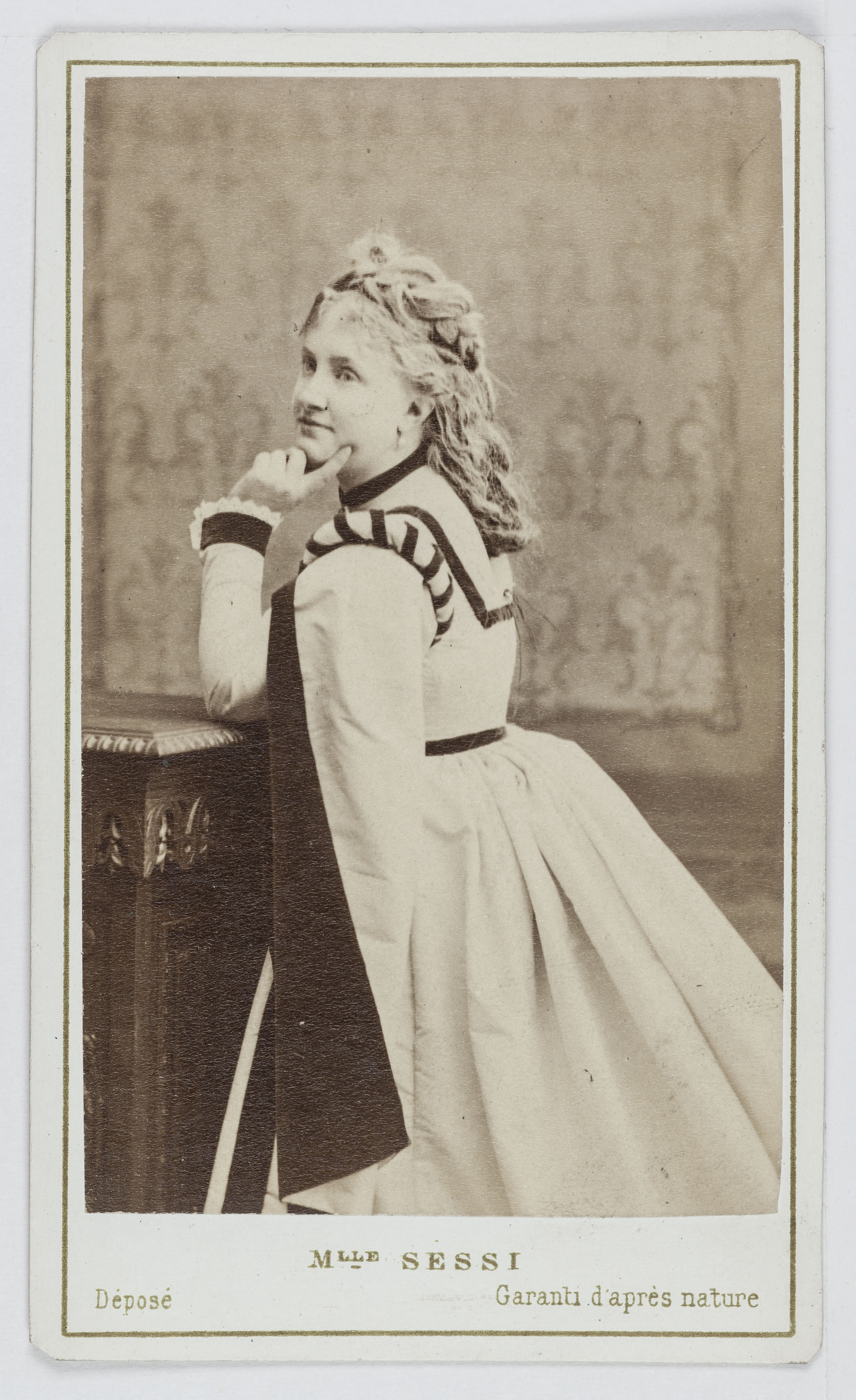 Charles Reutlinger, Portrait de Mathilde Sessi, soprano au Théâtre des Italiens en 1872 et à l'Opéra.