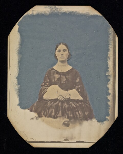 Unknown, [Portrait of a young woman]