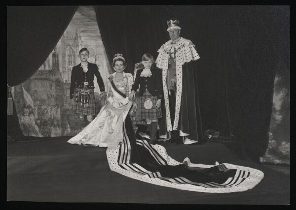 Beaton, Cecil (Sir), Photograph