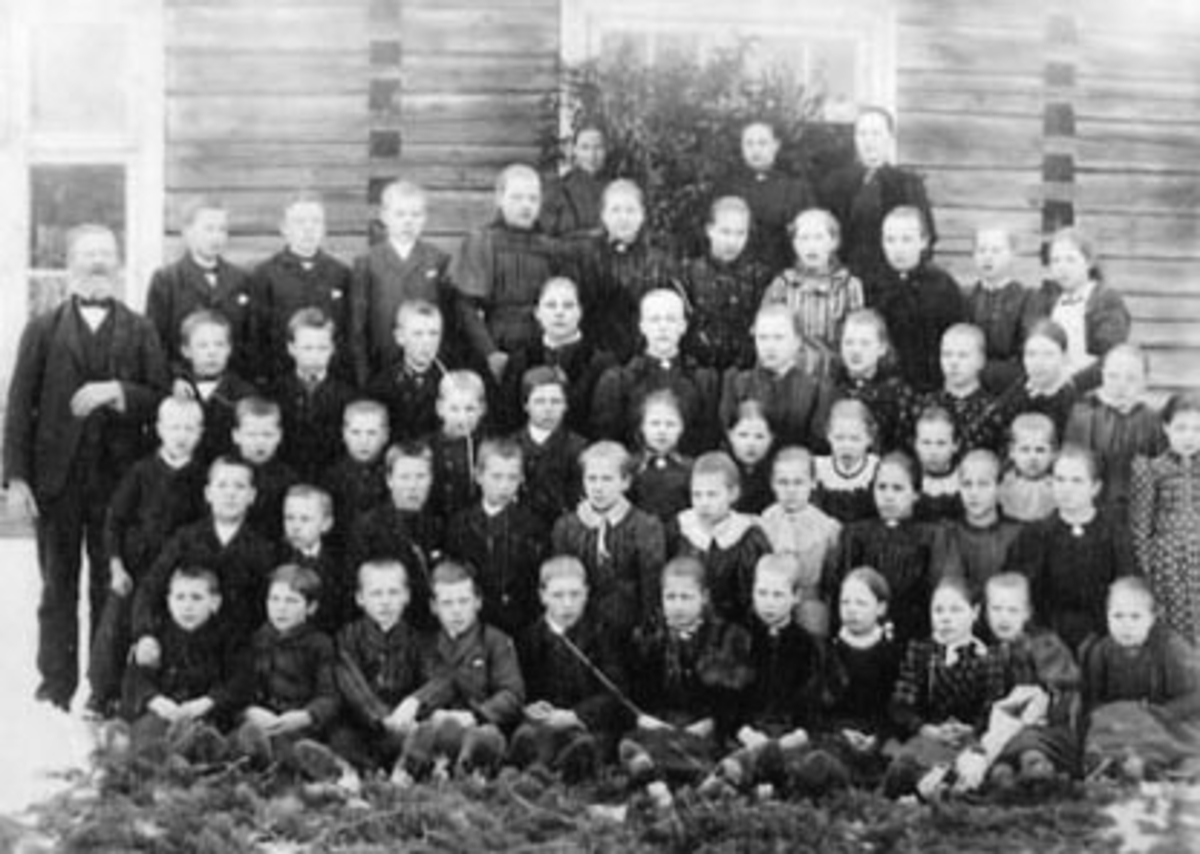Anno Domkirkeodden, GRUPPE: SKOLEELEVER, LÆRER MARTINUS AMUNDRUD, STRUPERUD SKOLE