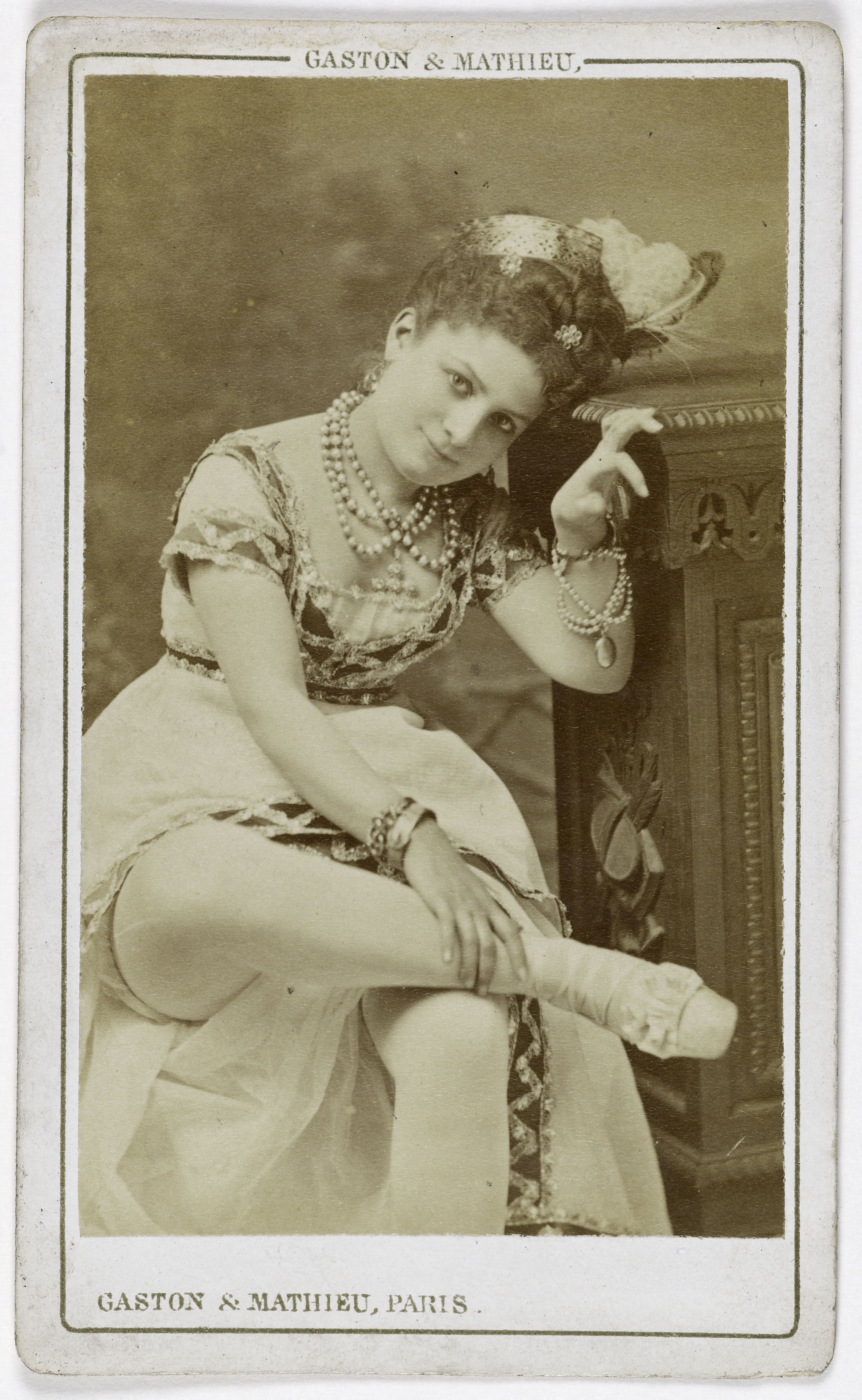 Gaston & Mathieu, Portrait de Marie Dordan (actrice aux Folies dramatiques et au théâtre de la Renaissance)
