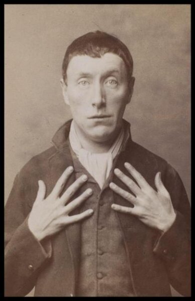 London Stereoscopic and Photographic Company, Guy Little Theatrical Photograph