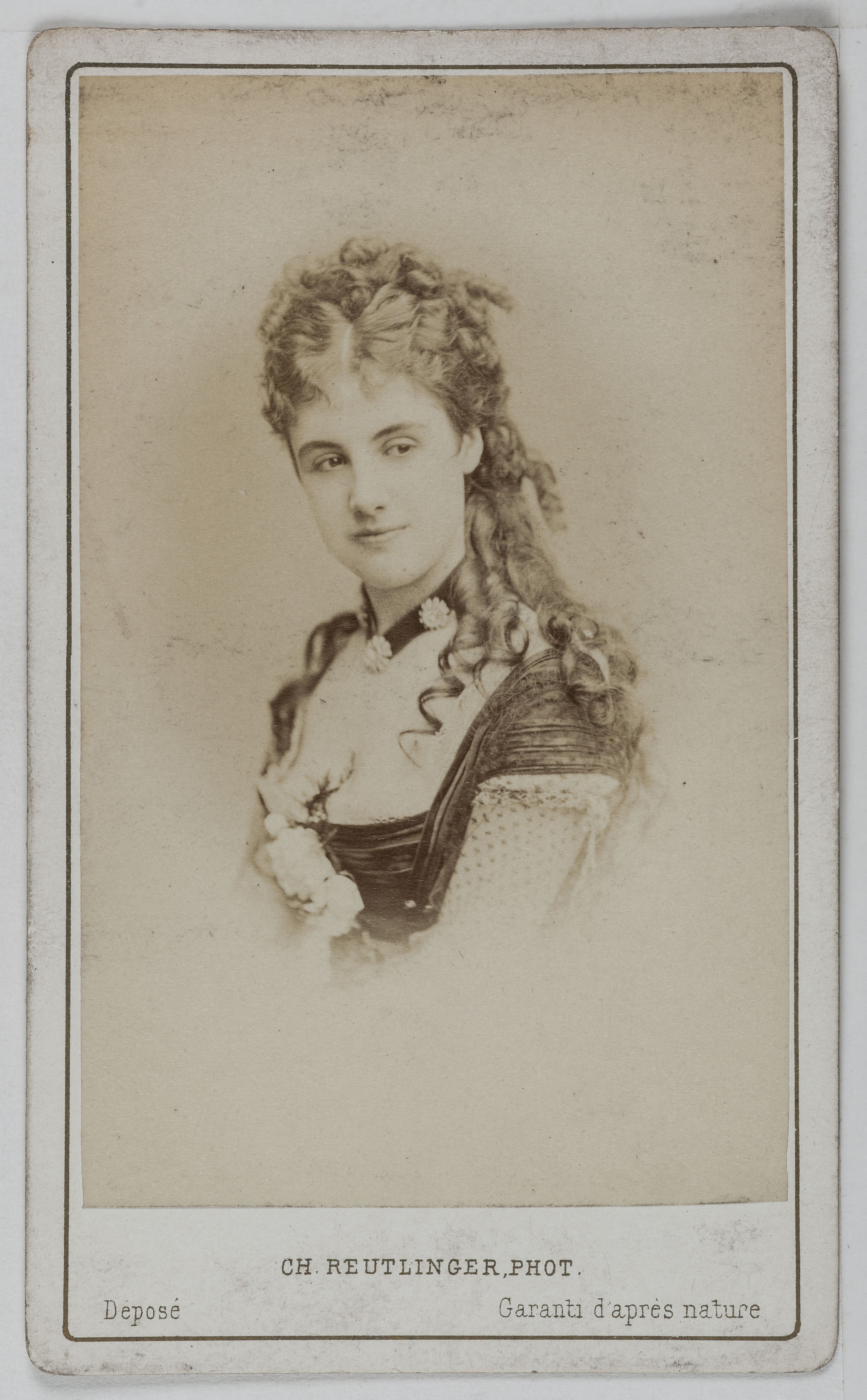 Charles Reutlinger, Portrait de Nelson, actrice au théâtre de la Porte Saint-Martin, au théâtre des Variétés et au théâtre Dejazet en 1861.