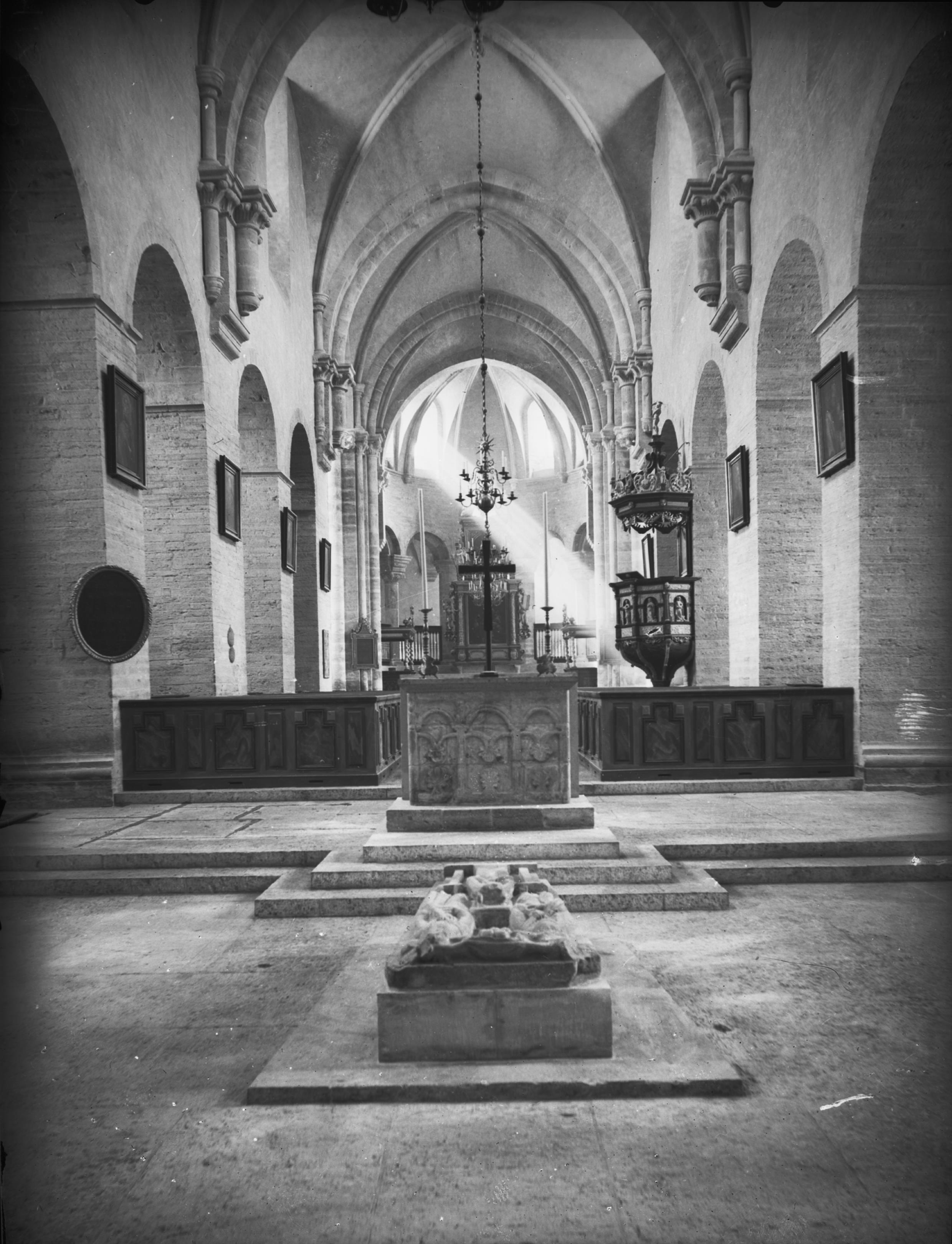 Axel Forssén, Varnhems klosterkyrka