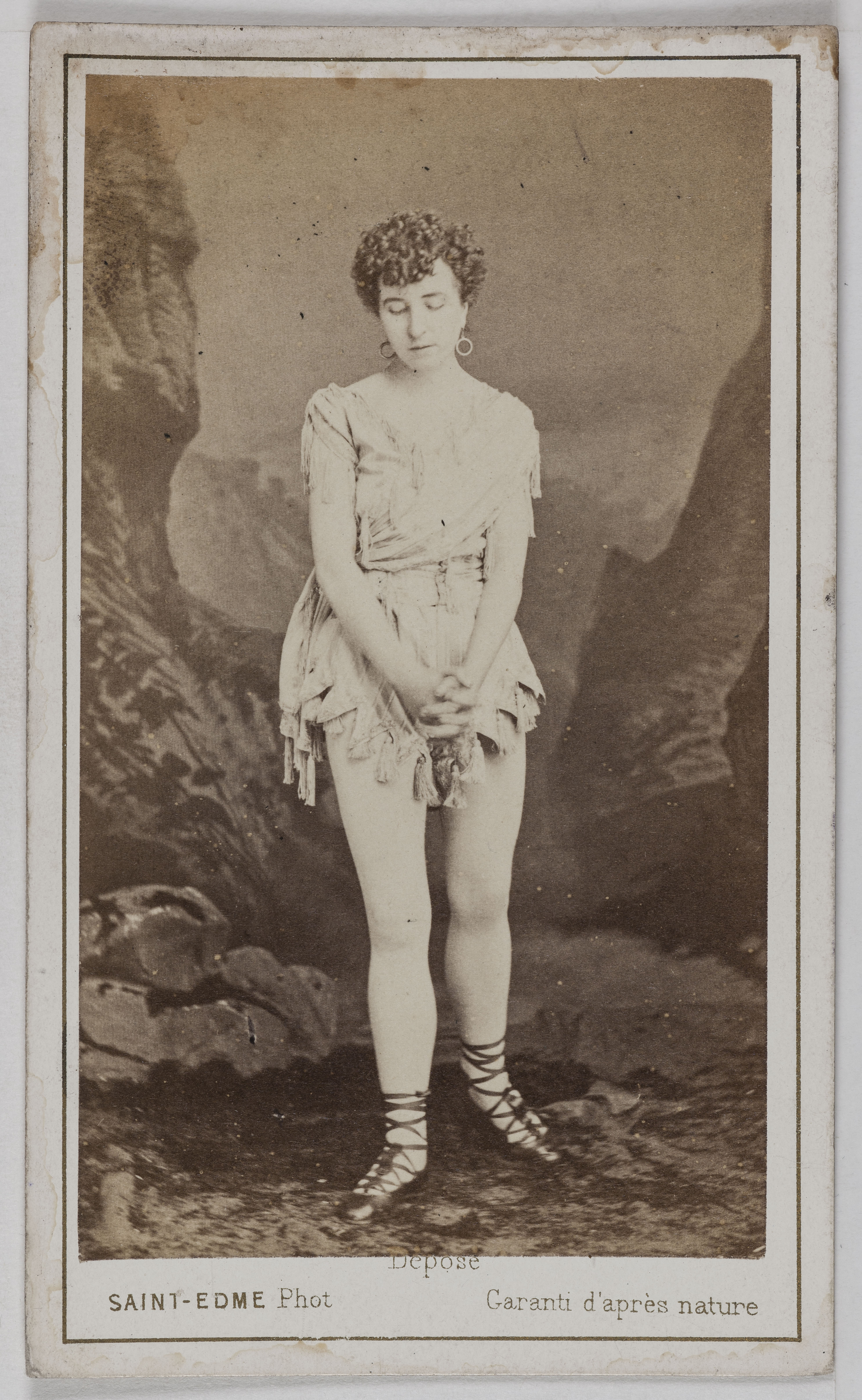 Saint-Edme, Portrait de Miss Sarah Lowe, (dite Dowe), (actrice)