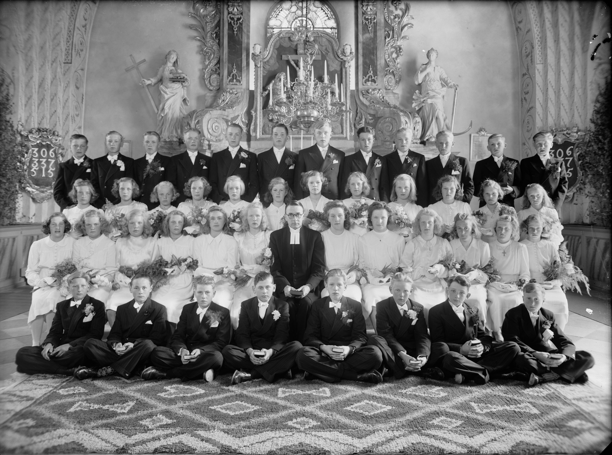 Skötsner-Edhlund, Konfirmander, Börstil socken, Uppland 1943