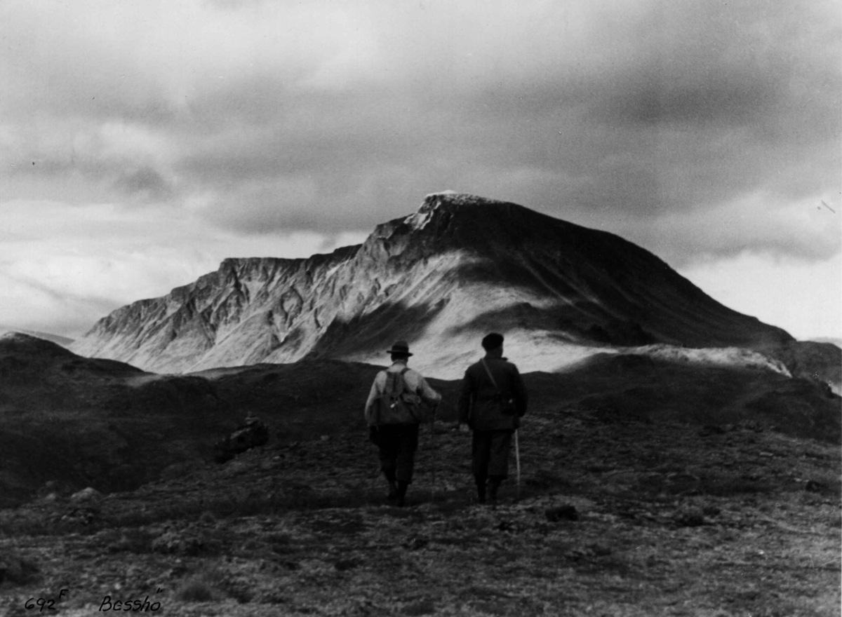 Anders Beer Wilse, Besshoi, Jotunheimen, Friluftsliv/Sport, Turgåing