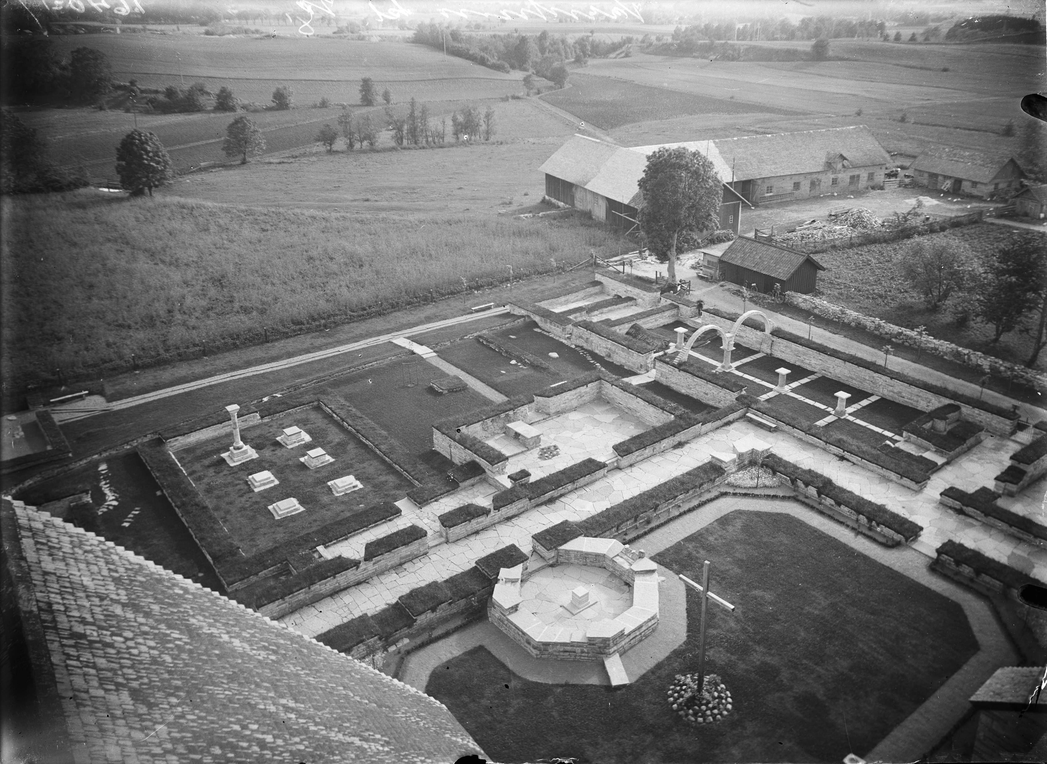 Axel Forssén, Varnhems klosterruin