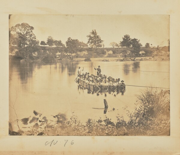 A. J. Russell, [Small raft of blanket boats crossing the Potomac River]