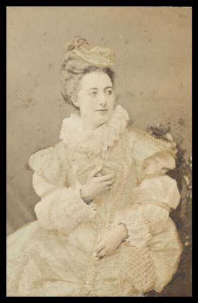 London Stereoscopic and Photographic Company, Guy Little Theatrical Photograph