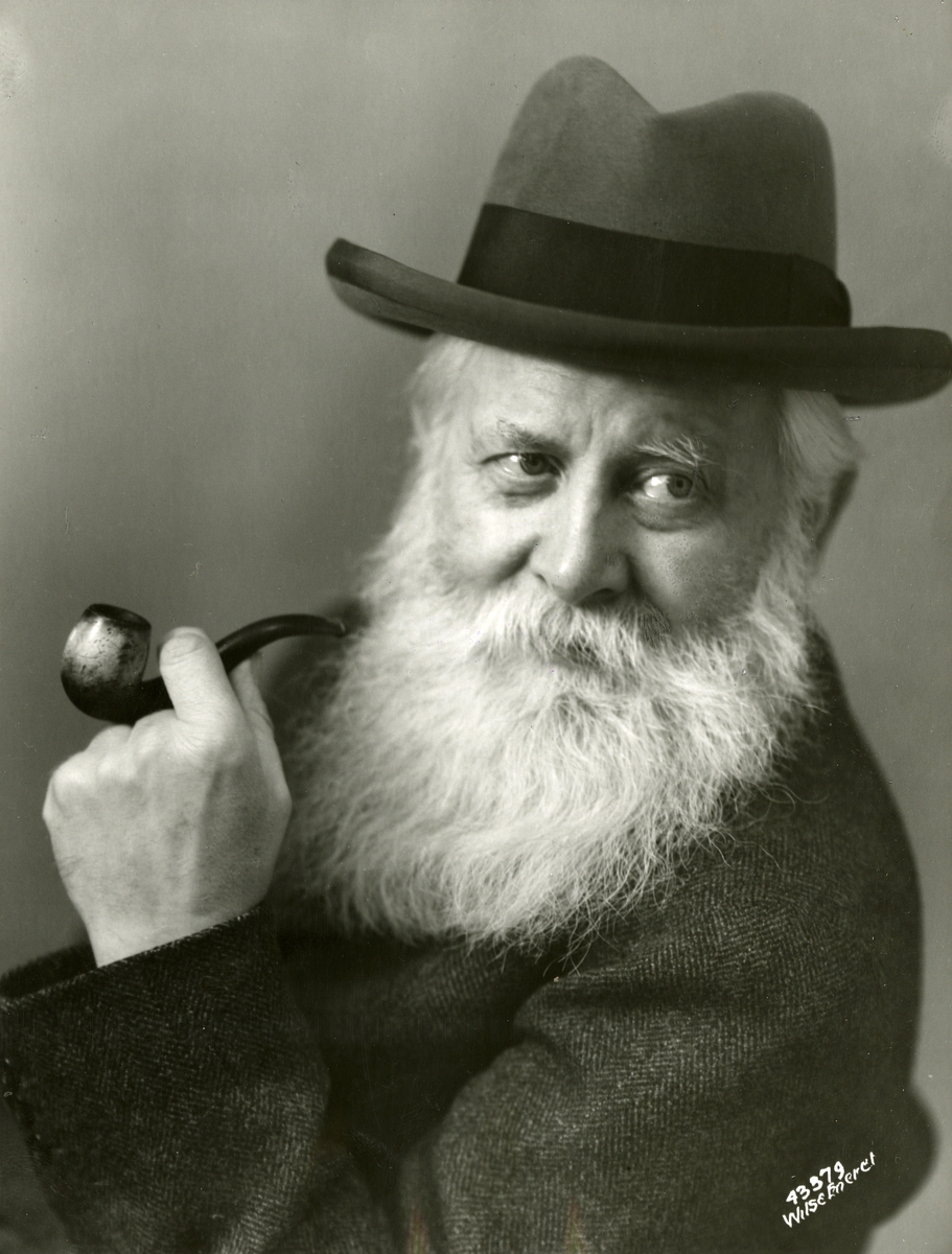 Anders Beer Wilse, Portrett av eldre mann med pipe.