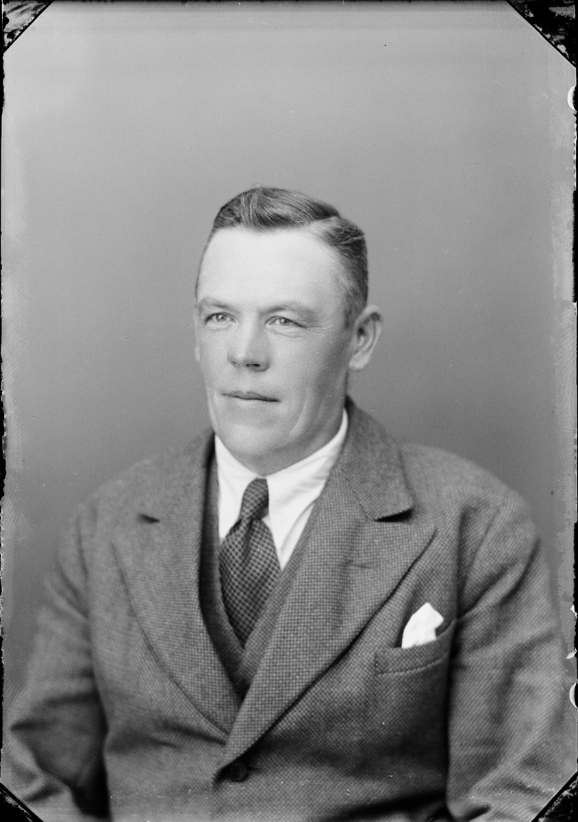 Skötsner-Edhlund, Ateljé Portrait - A Jakobsson from Simundö, Uppland