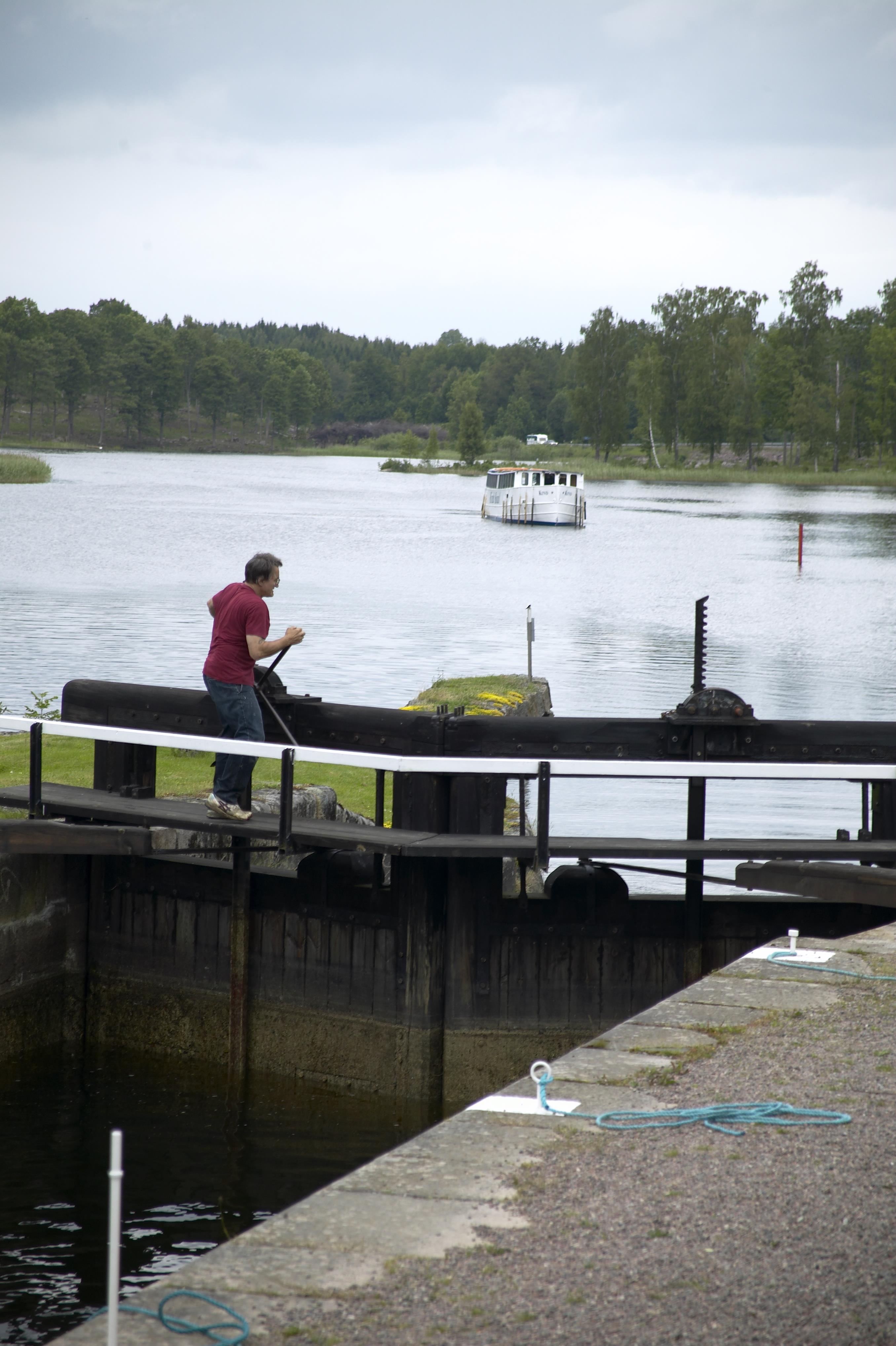 Bengt A Lundberg, Kinda kanal