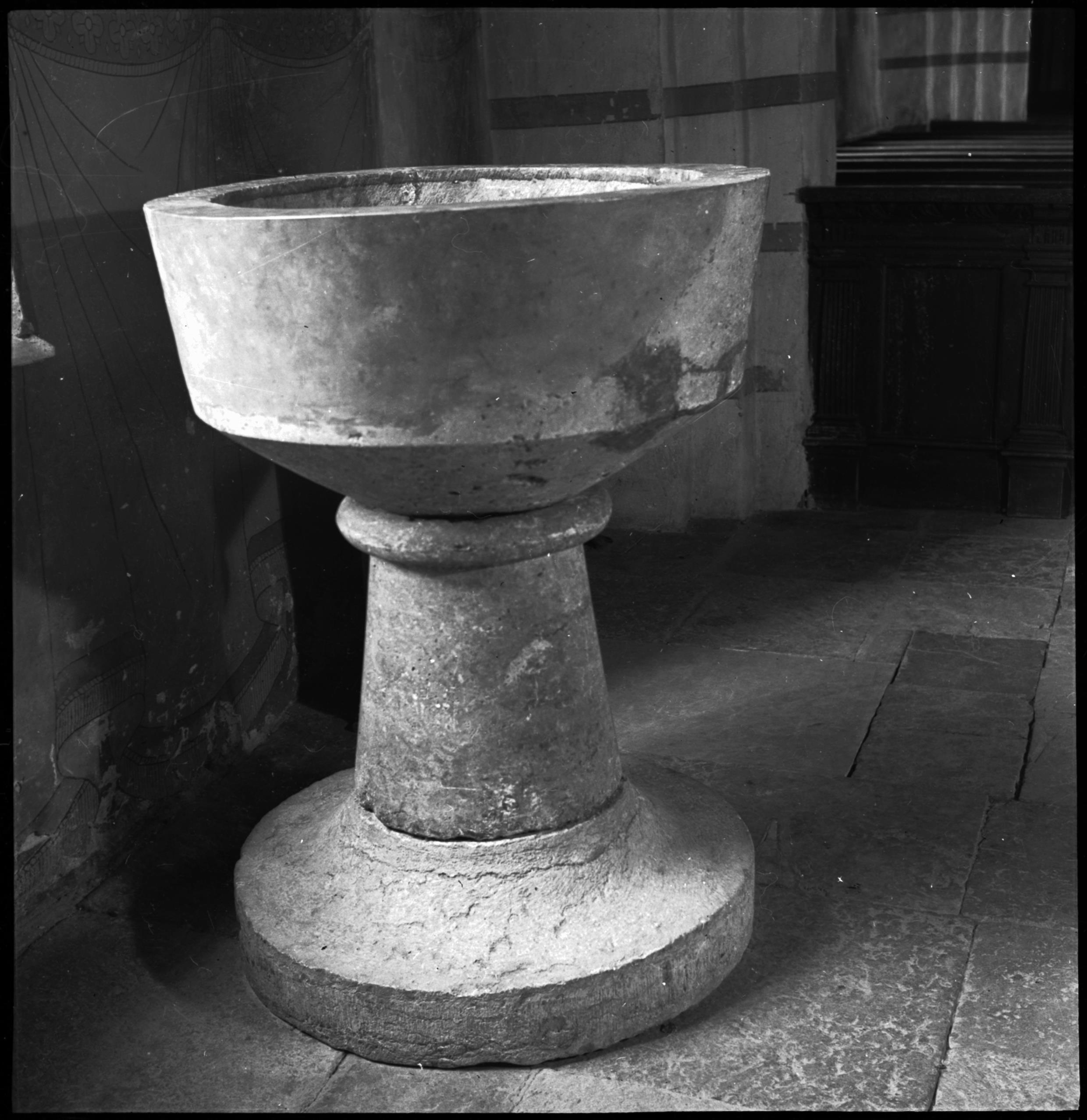 Ivar Schnell, Österhaninge (Sankta Gertruds) kyrka