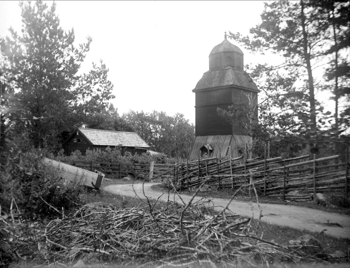 August Fredrik Schagerström, Klockstapeln vid Morkarla kyrka, Morkarla socken, Uppland 1921