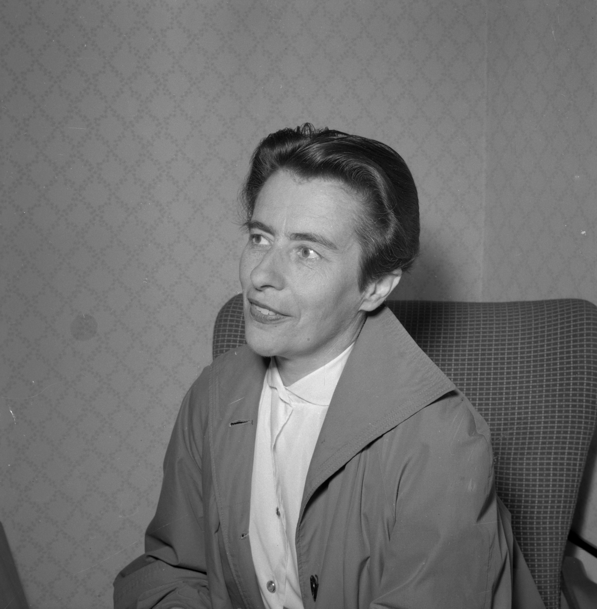 Örebro Kuriren, Författarinnan Annalisa Forssberger. 28 augusti 1955.