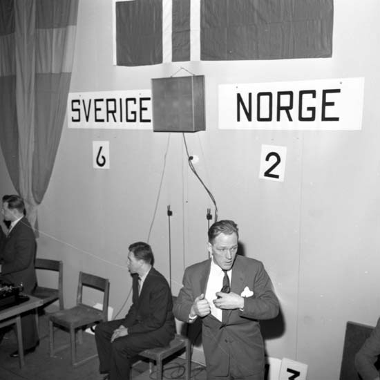 Arne Andersson, Enligt notering: "Landskampsbrottning Norge - Sverige 1/2 -59".
