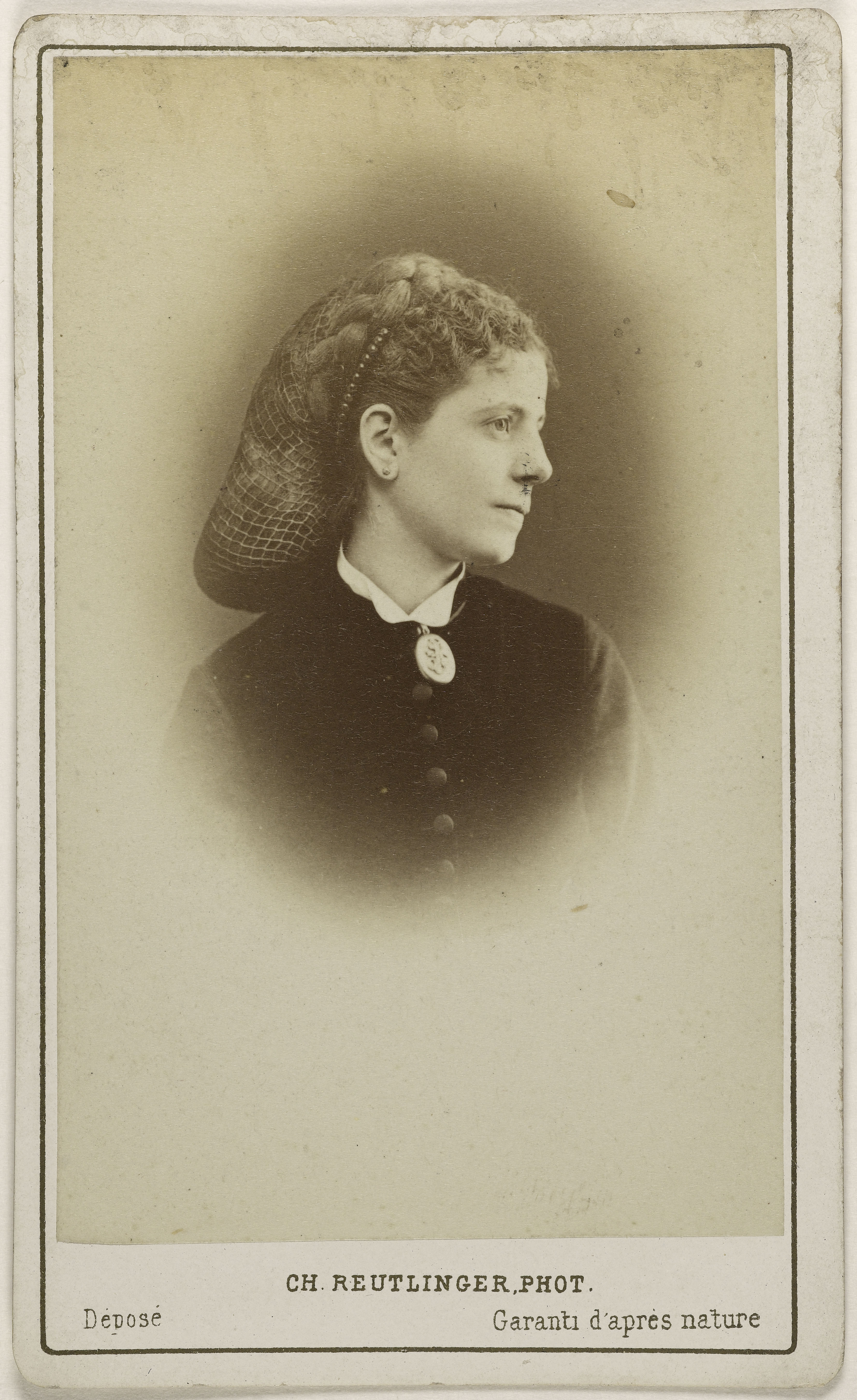 Charles Reutlinger, Portrait de Béche, Gabrielle, (actrice)