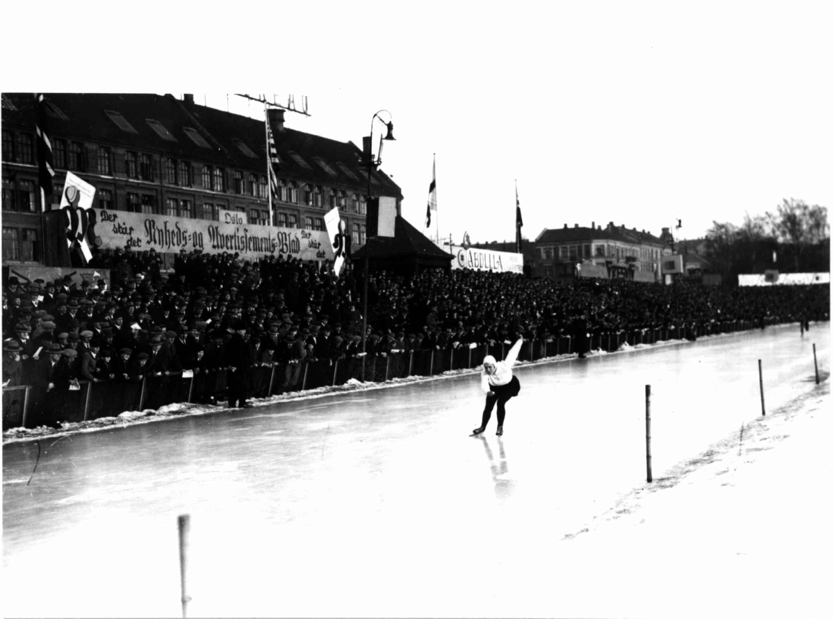 Hermann Christian Neupert, Skøyteløp, Oslo. 25. og 26. februar 1934.