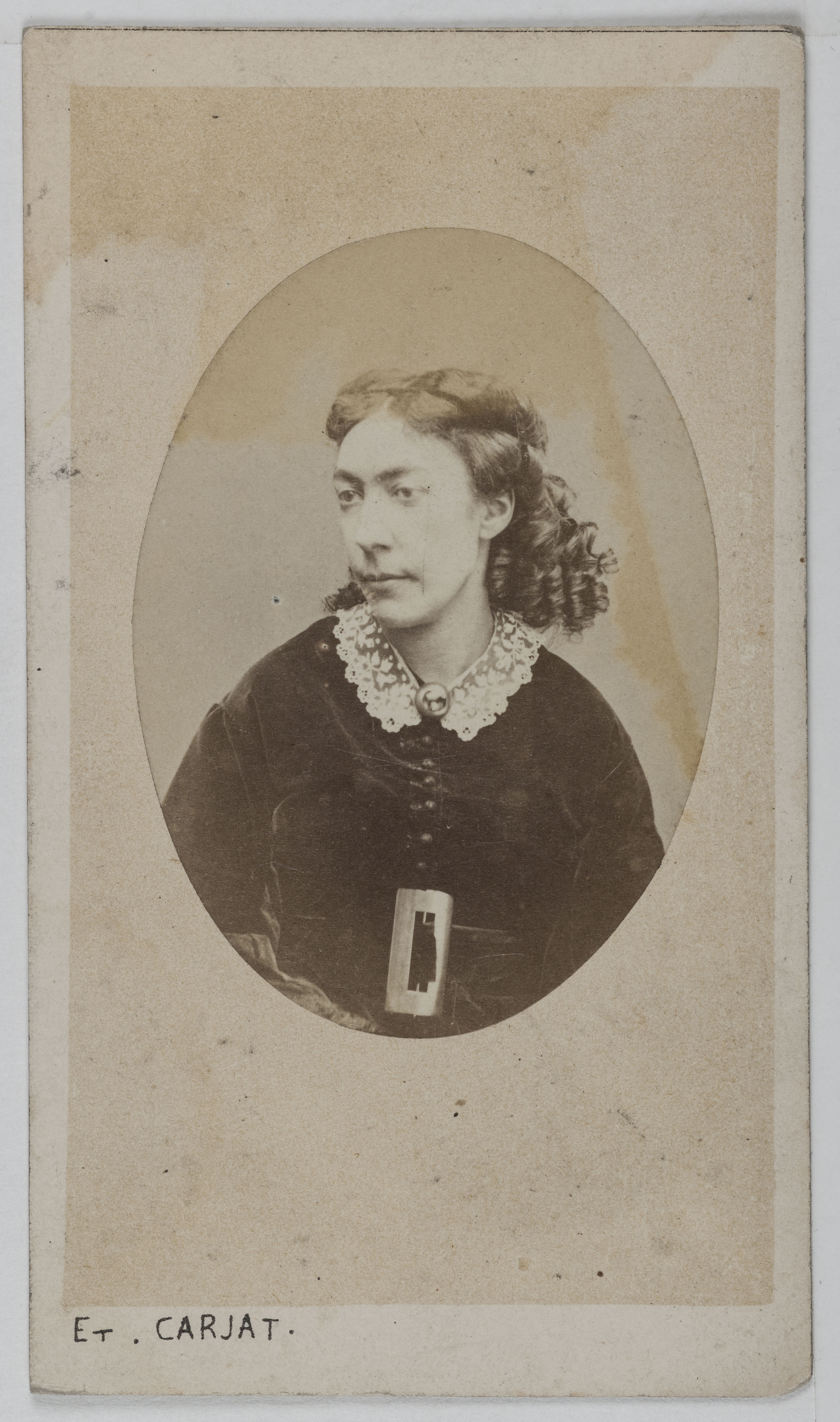 Carjat & Cie, Portrait de Raoul de Navery (Eugénie-Caroline Saffray dite, 1828-1885), femme de lettres.