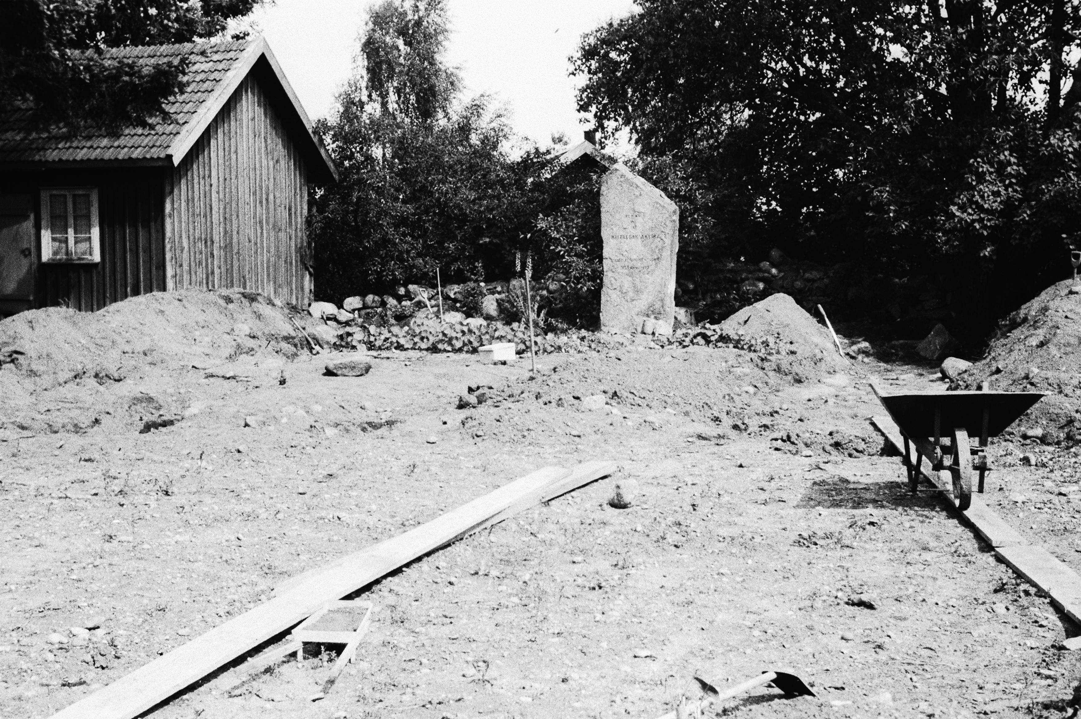 Harald Widéen, Ryda, Halvås kyrkplats Och ruin