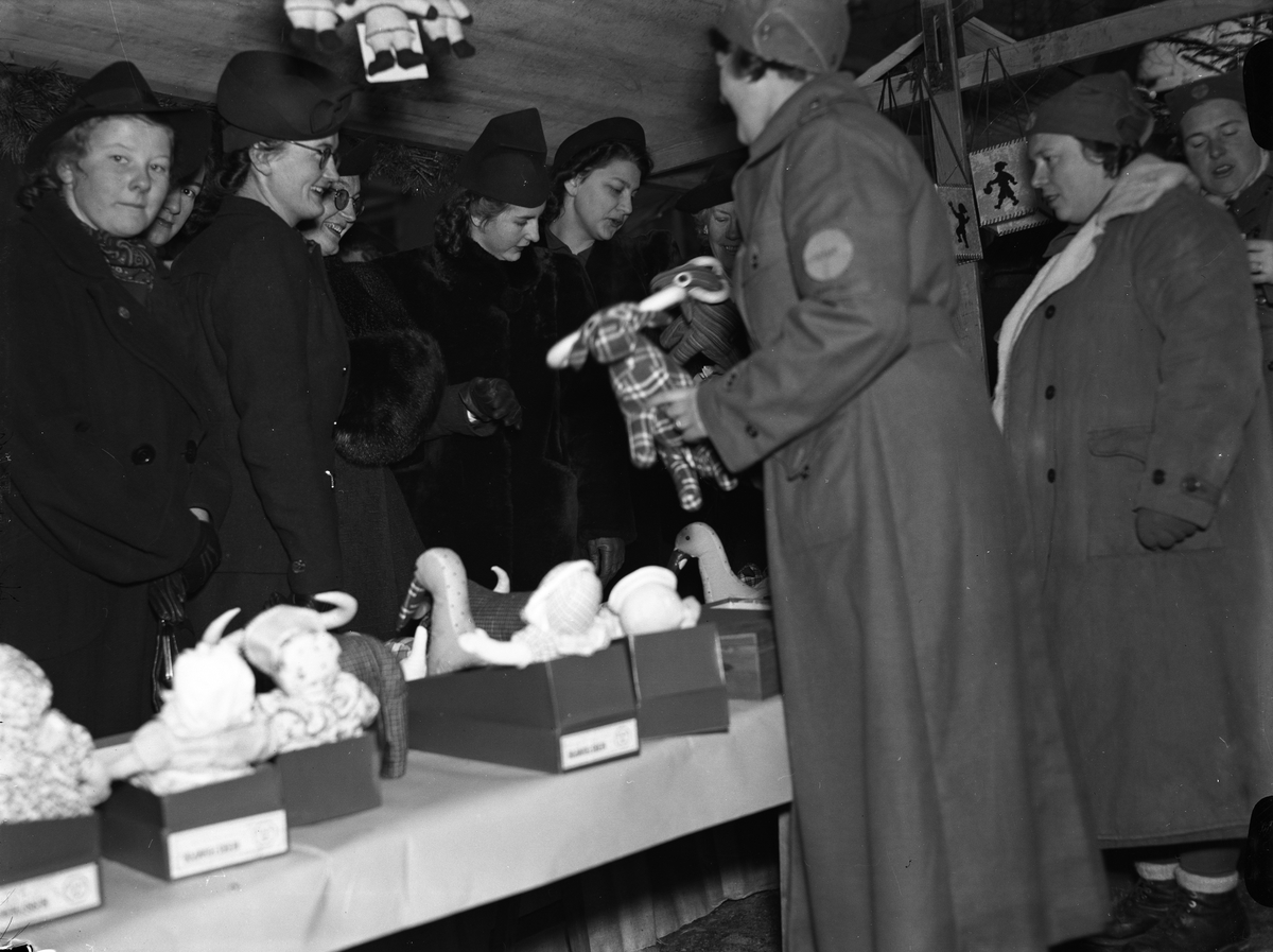 Paul Sandberg, Lottornas julmarknad, Fyristorg, Uppsala december 1936