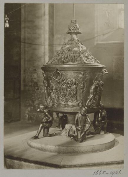 Unknown, Photograph