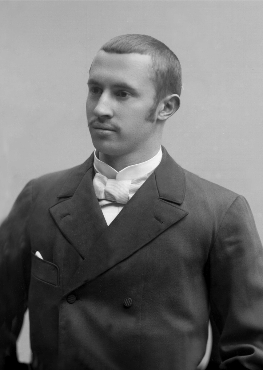 Gustav Borgen, NFB.34617