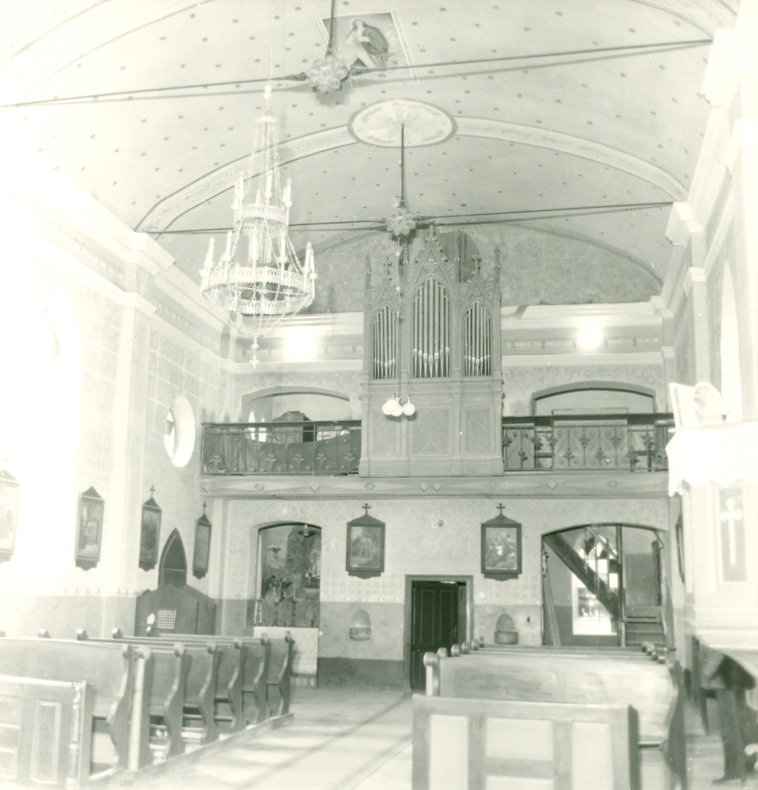 Nino Vranić, Stari Gradac (Đurđevac) - Župna crkva Sv. Petra Apostola - Smještaj u prostoru