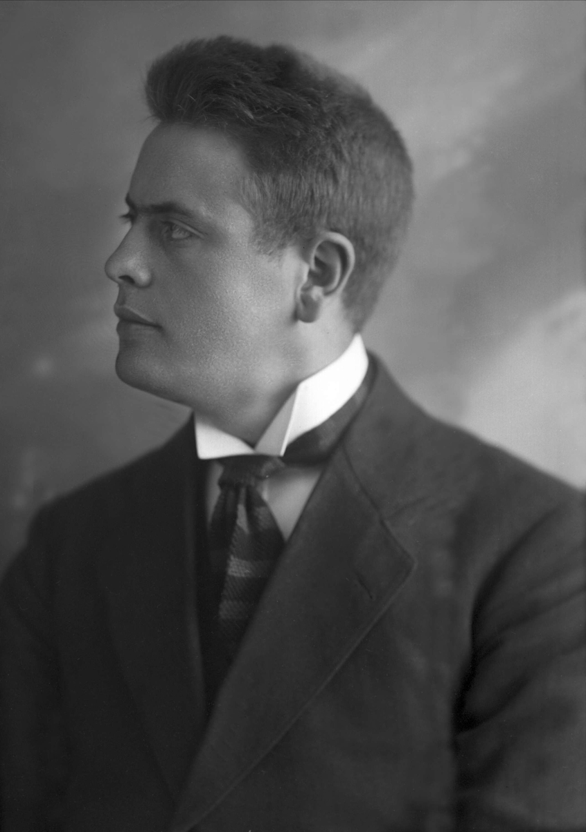 Gustav Borgen, NFB.49566