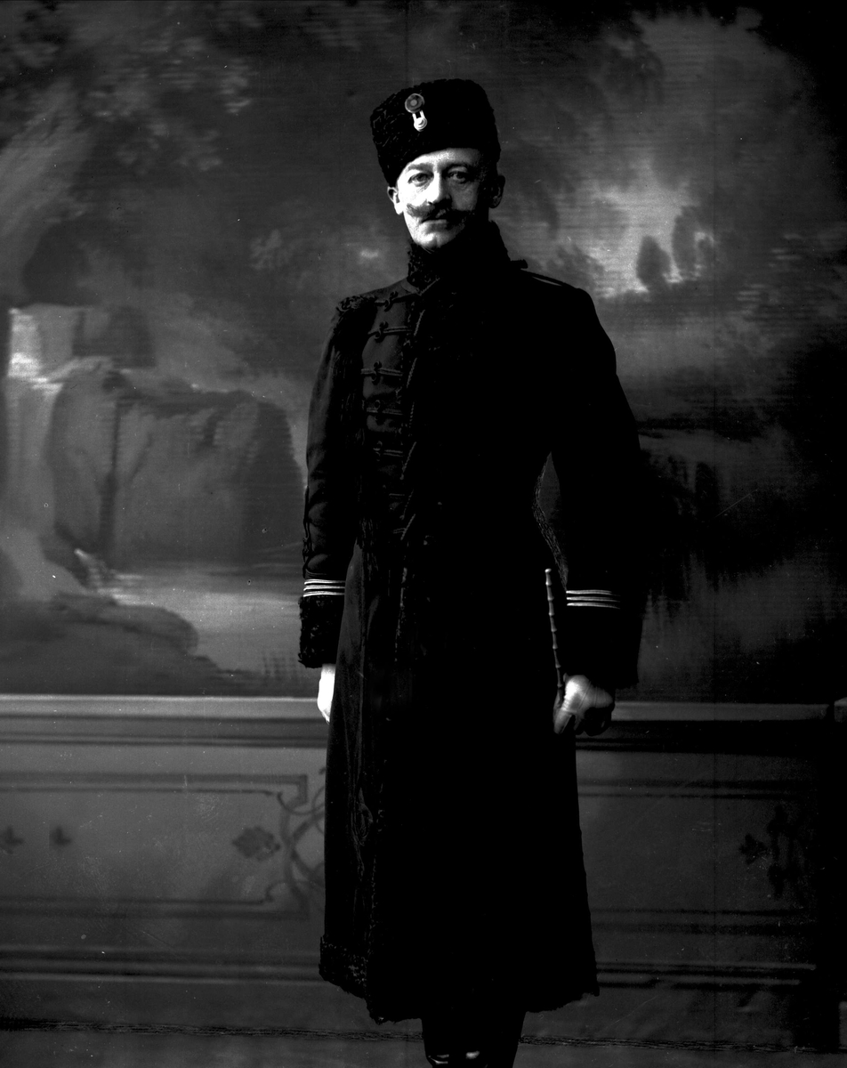 Gustav Borgen, Portrett, Christian Fredrik Michelet i uniform som rittmester ved kavaleriet.