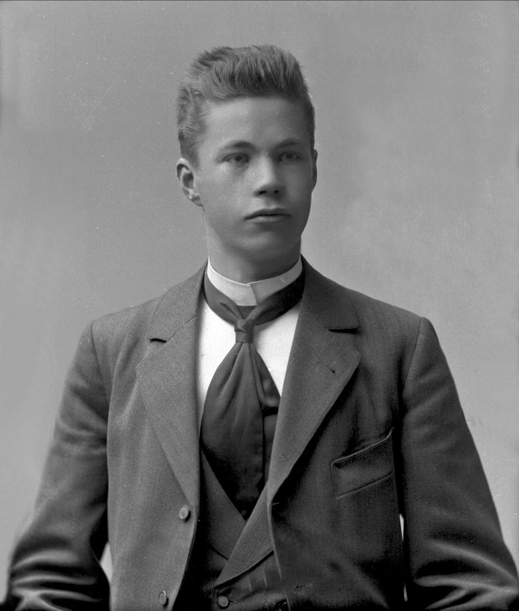 Gustav Borgen, NFB.09453