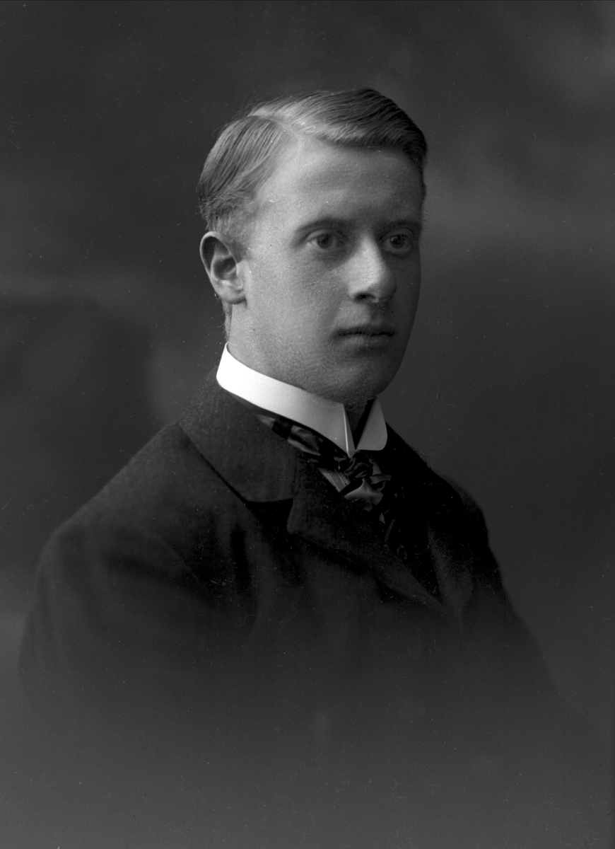 Gustav Borgen, NFB.09935
