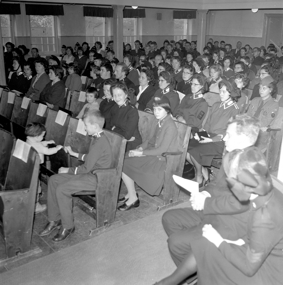 Örebro Kuriren, Frälsningsarméns sångmöte. 15 februari 1960