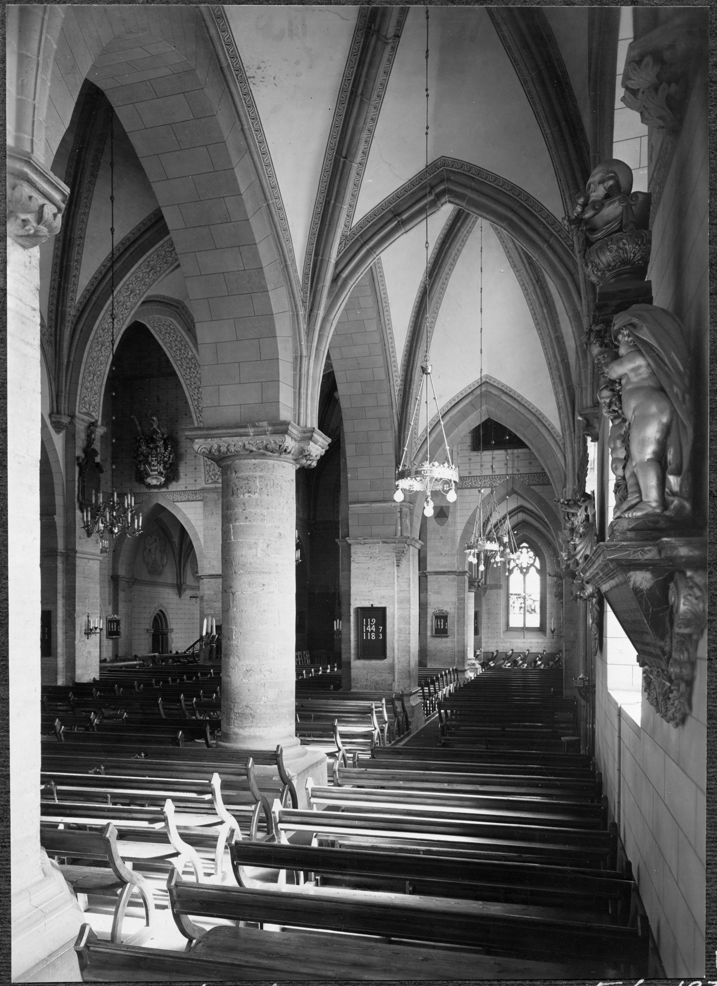 Nils Åzelius, Sankt Nicolai kyrka