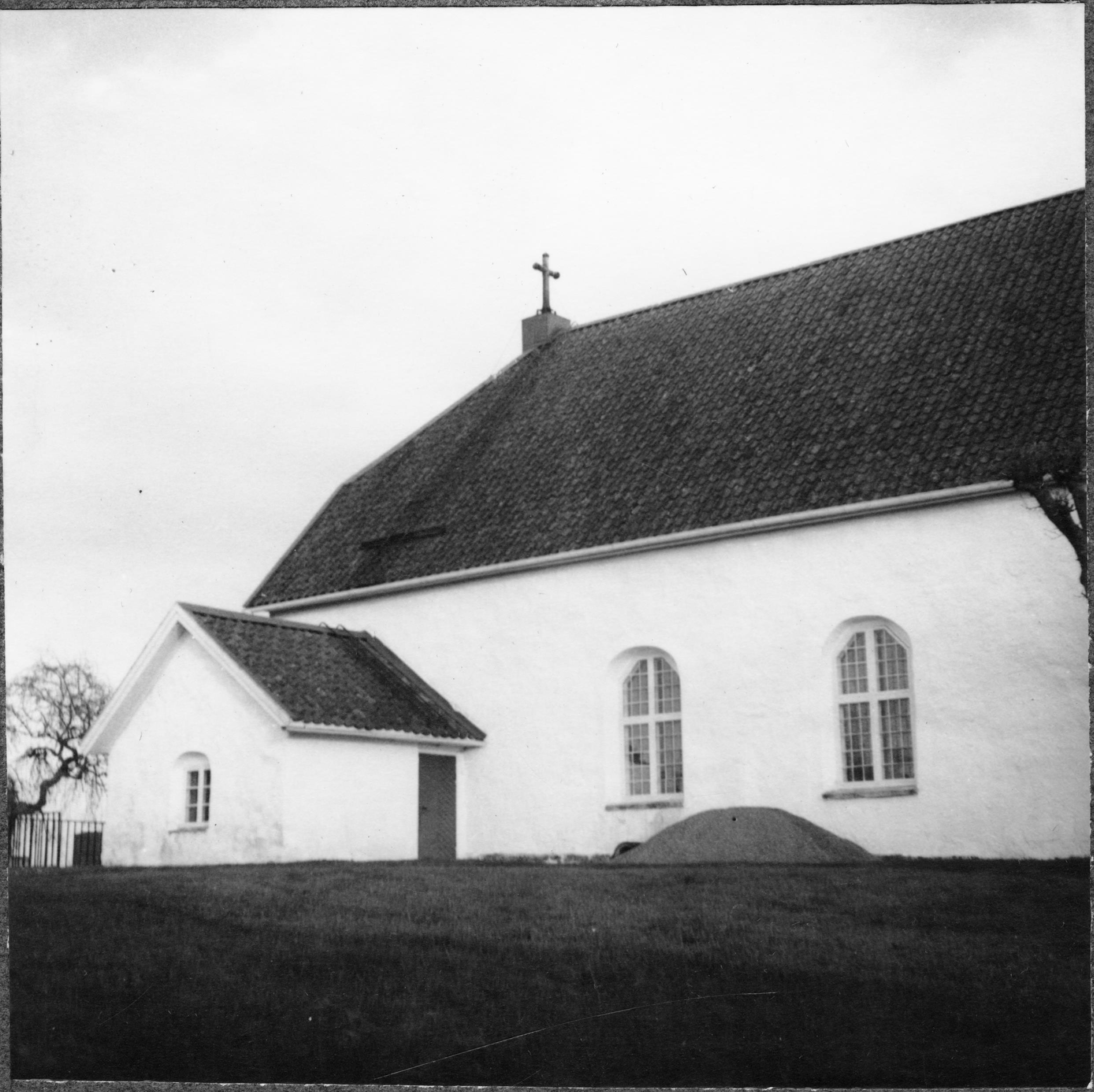 Adolf Niklasson, Laske-Vedums kyrka