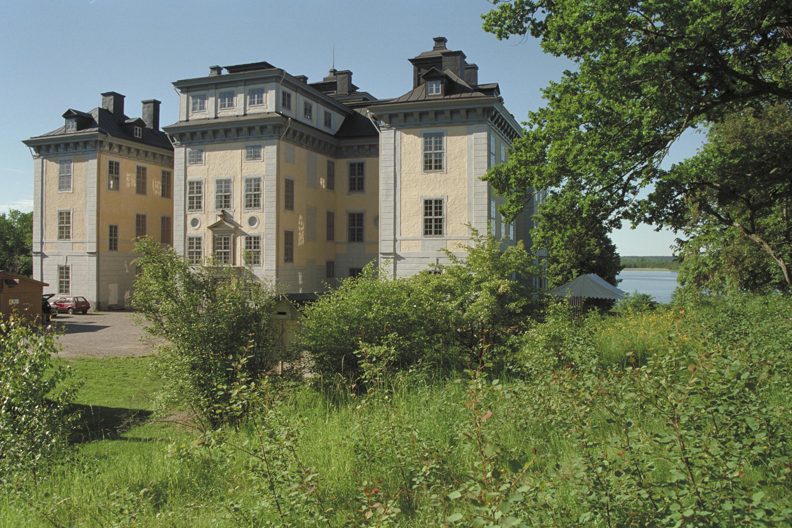 Bengt A Lundberg, Mälsåkers slott