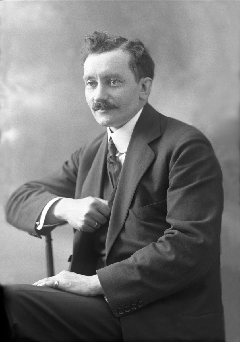 Gustav Borgen, NFB.47376
